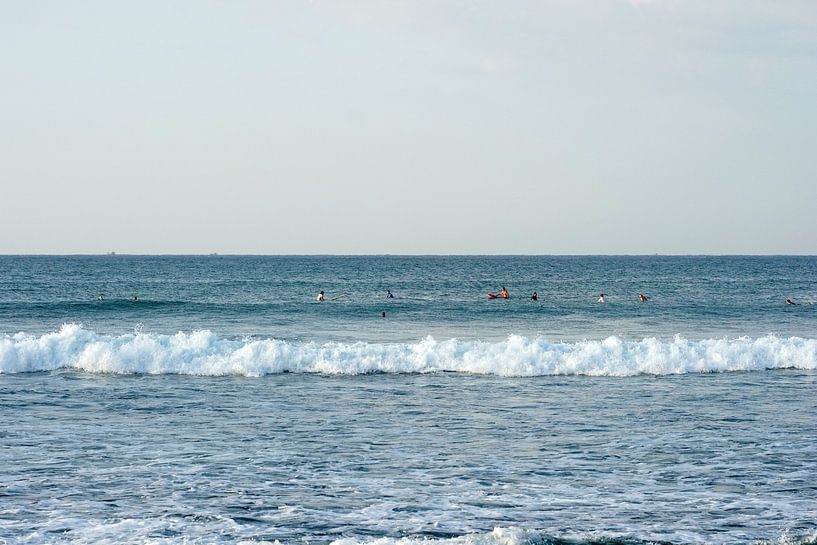 Surfers 2 by Andrew Chang