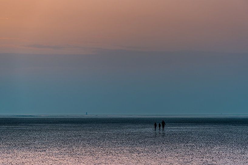 Early morning walk on the mud flat at the North sea von ahafineartimages