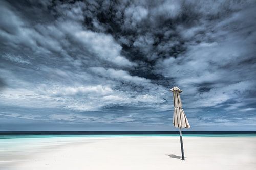 Wit strand op de Malediven.