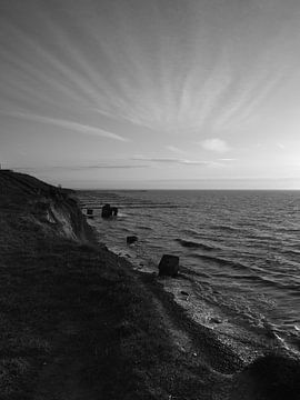 Sunset at Ahrenshoop cliff line van Jörg Hausmann