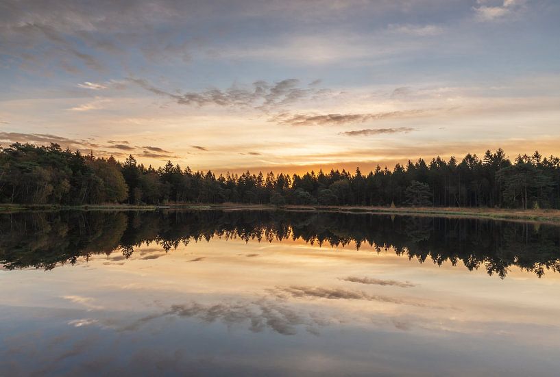 Sunrise by the water by Marcel Kerdijk