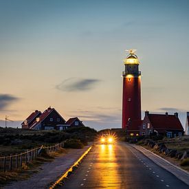 Vuurtoren in de avond van Anneke Hooijer