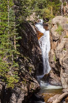 Waterval in de Rocky Mountains