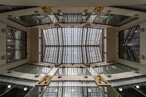 Art Nouveau reflections in Prague
