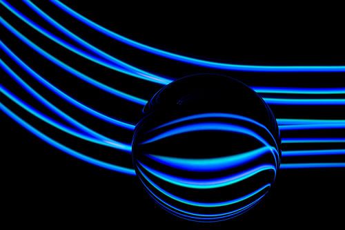 lightpainting blauw glazen bol
