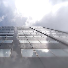 Reflectie in Schielandtoren, van Dick Kattestaart