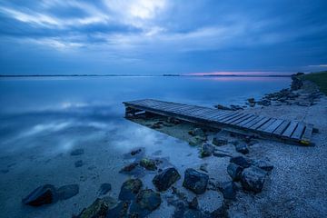 Sunrise at jetty in Bruinisse Zeeland by Silvia Thiel