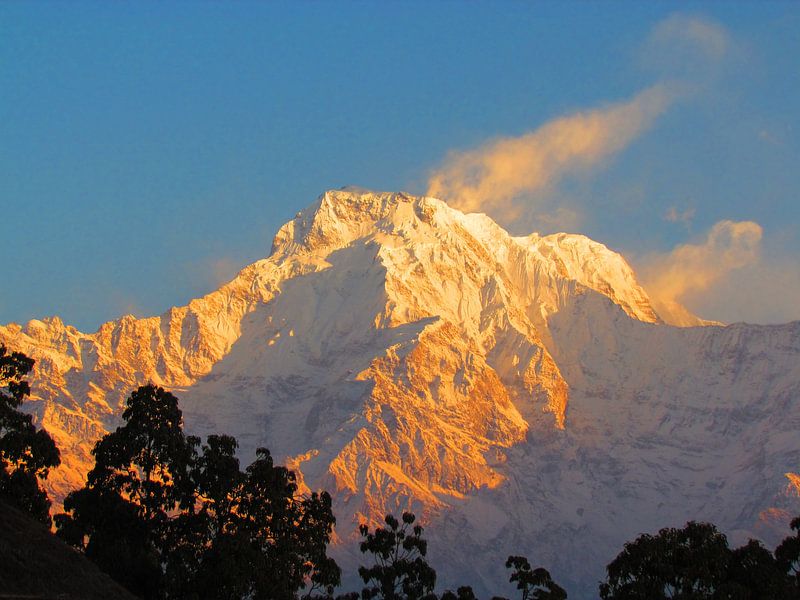 Annapurna South van Arno Snellenberg