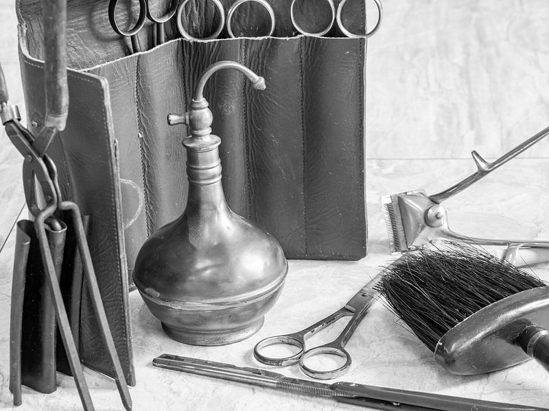 anciens outils de coiffeur de l'année dernière par Animaflora PicsStock