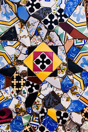 Kleurrijke Gaudí Mozaïekdetails Barcelona van MADK