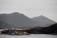 Leuchtturm inmitten der Berge, Kristiansund