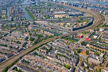Luchtfoto Amsterdam-oost van Anton de Zeeuw