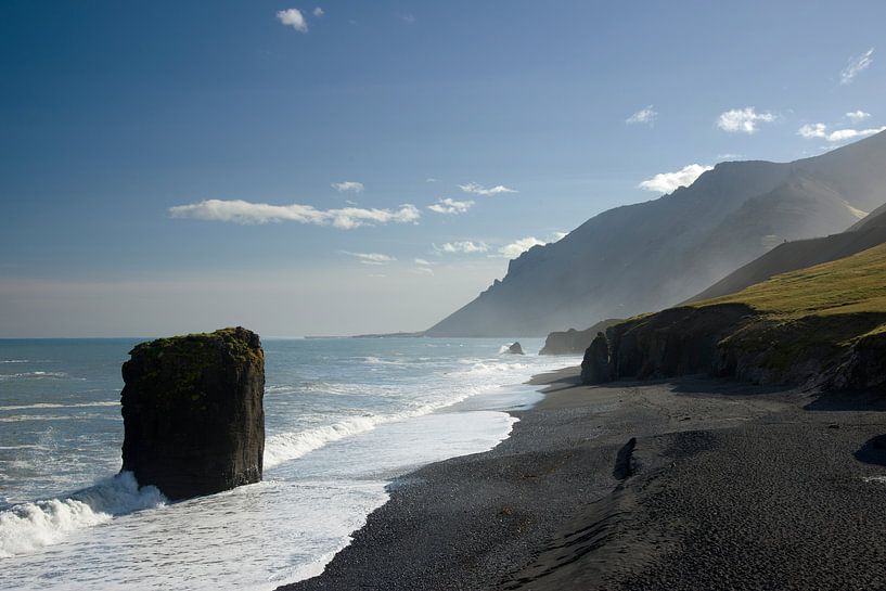 Iceland by Mario van Loon