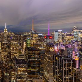 Breathtaking Manhattan at dusk by Lynxs Photography