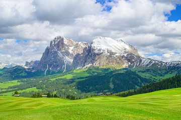 Seiser Alm panorama in de Dolomieten tijdens de lente van Sjoerd van der Wal Fotografie