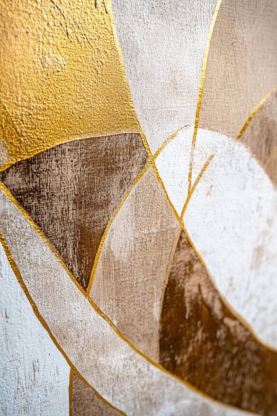 Motif abstrait avec lignes dorées par Imperial Art House