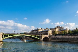 Blick über die Seine in Paris, Frankreich