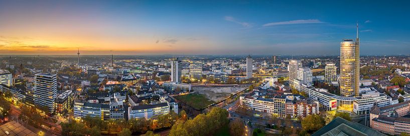 Night skyline of Essen, Germany by Michael Abid