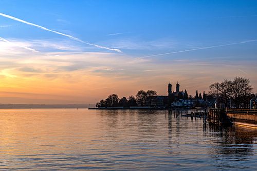 BADEN-WÜRTTEMBERG : ZONSONDERGANG IN FRIEDRICHSHAFEN ( BODENSEE )