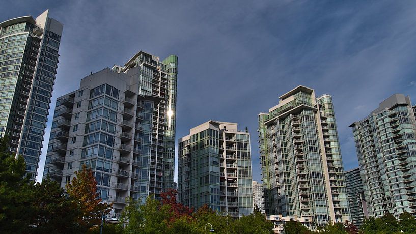 Yaletown by Timon Schneider