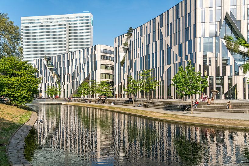 Kö-Bogen Düsseldorf by Peter Schickert