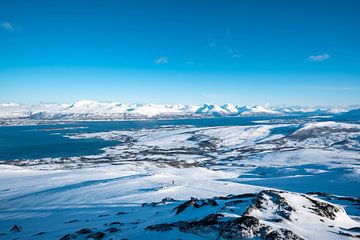 Winterlandschap rond Tromso van Leo Schindzielorz