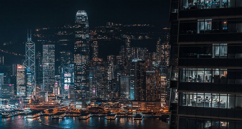 Hong Kong by Hello Pompoyo