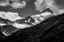 Pointe de Zinal by Steven Van Aerschot
