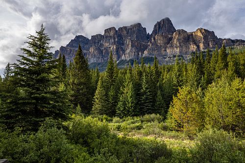 Castle Mountain in Banff National Park in de Rocky Mountains