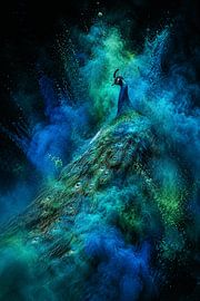 Emerald Majesty – Explosieve Fine-Art Pauw in Smaragd & Saffier Mist van Design Wall Arts
