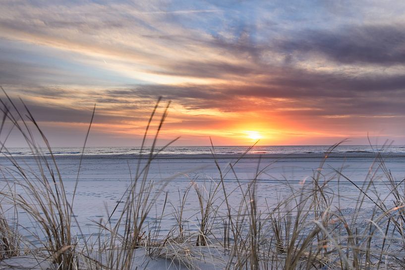Zonsondergang aan het strand van Martin Bredewold