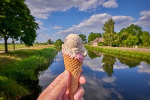 Eiscreme an einem sonnigen Tag