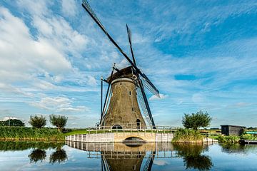 Windmühle am Wasser von Brian Morgan