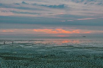 Coucher de soleil sur la mer des Wadden sur Gerrit Kuyvenhoven