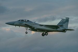 Landing Boeing F-15QA Eagle bestemd voor Qatar. von Jaap van den Berg