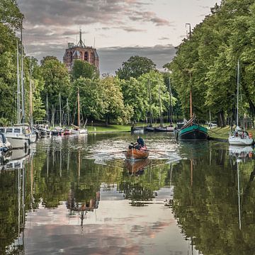 stadsgracht Leeuwarden spiegel van Harrie Muis