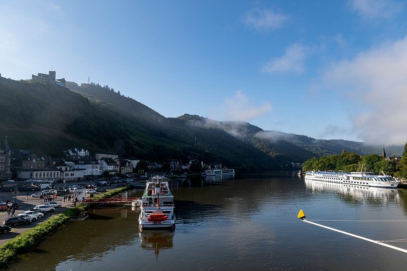 Bernkastel-Kues by Richard Wareham