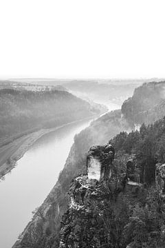Bastei uitzicht op de Elbe vallei van Holger Spieker