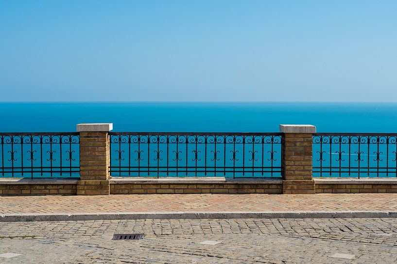 Grottammare on the Adriatic coast in Italy (III) by André Blom Fotografie Utrecht