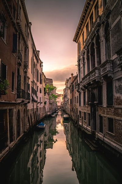 Venice by Hello Pompoyo