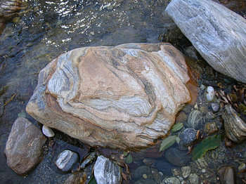 Mountain Worlds XXXVI – Primordial rock formations in the Valle di Livo