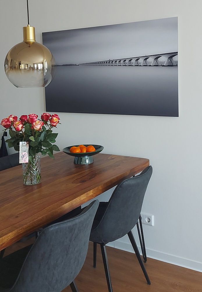 Die Zeeland-Brücke in High-Key-Schwarz-Weiß  von Jan Hermsen 