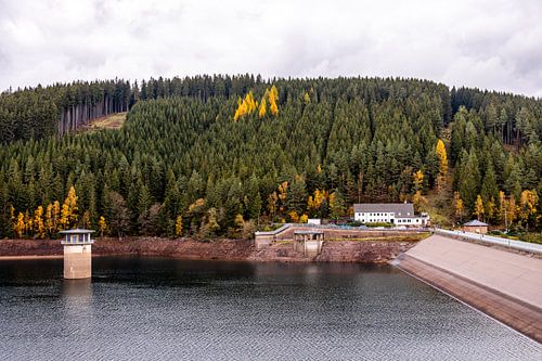 Randonnée automnale autour du barrage d'Ohra près de Luisenthal - Forêt de Thuringe
