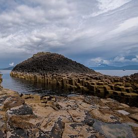 basalt zuilen 1 - Isle of Staffa - Schotland by Jeroen(JAC) de Jong