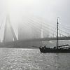 Mistige morgen in Rotterdam van StudioMaria.nl