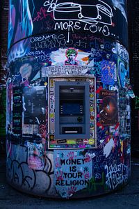 Money is your religion, Berlin van Nynke Altenburg