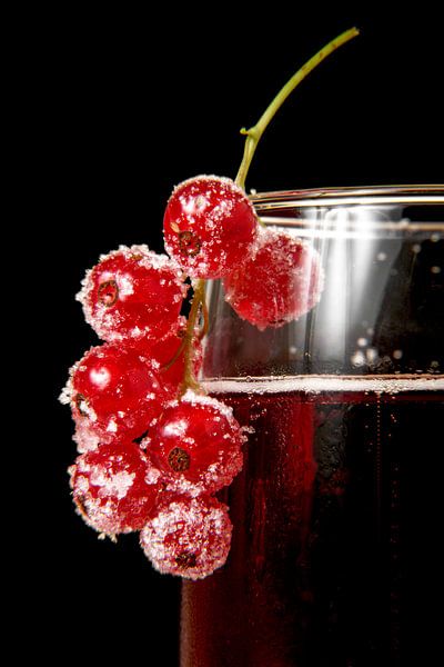 Currant by Jürgen Wiesler