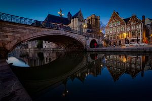 Reflecties van de Sint Michielsbrug von Roy Poots