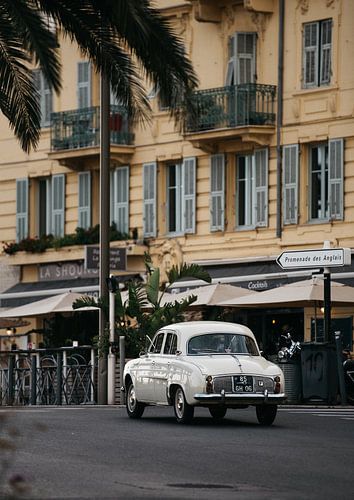 Renault Dauphine in the port of Nice, France | Oldtimer | Classic Car by Guy Houben