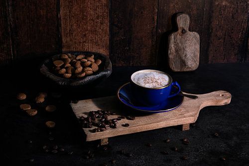 Cappuccino en Pepernoten.